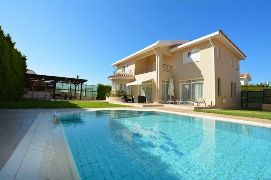 Villa Daryah Sirina Bay Protaras Exterior photo